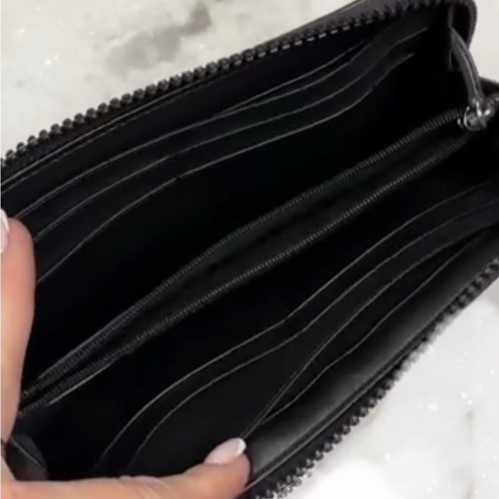 NWOT Coach Accordion Zip Around Graffiti Signature with Horse and Carriage Print - Picture 6 of 7